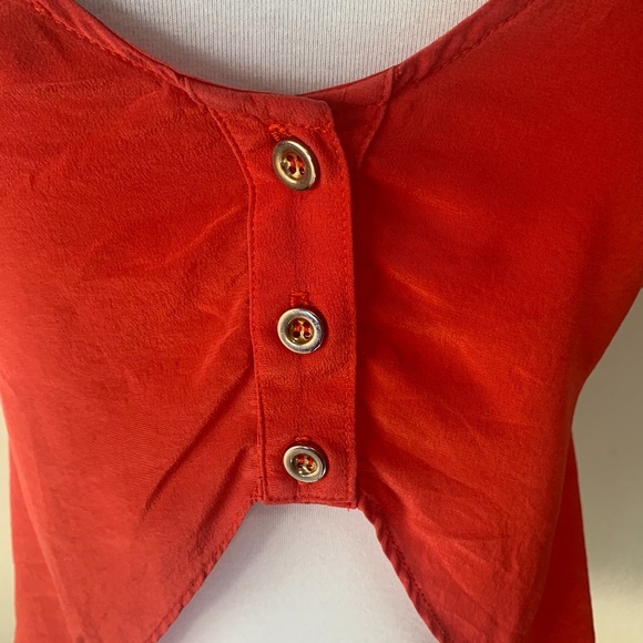 Bebe Open Back Flyaway Silk Top - Picture 7 of 13